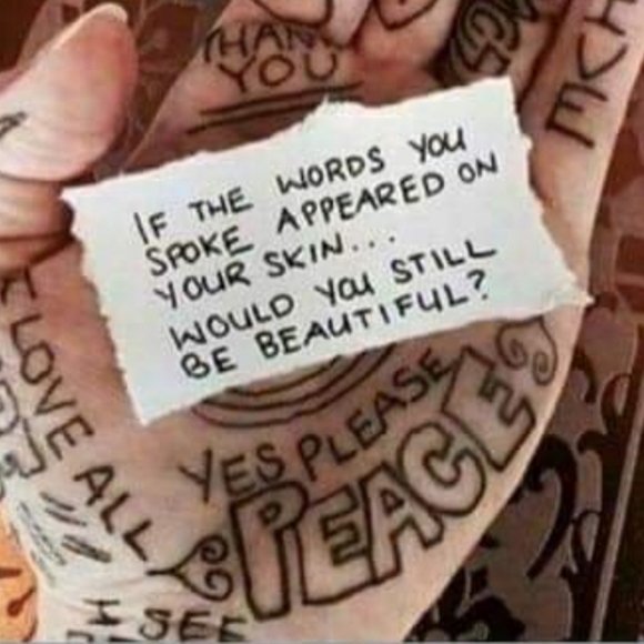 Meet your Posher, Donna - Picture 2 of 4